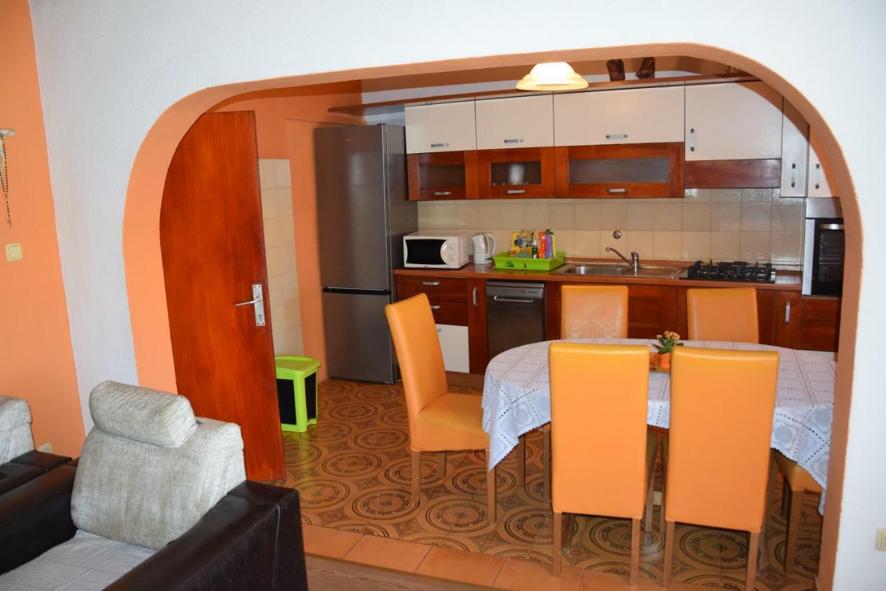 Apartman Linda 1 Башка-Вода Экстерьер фото